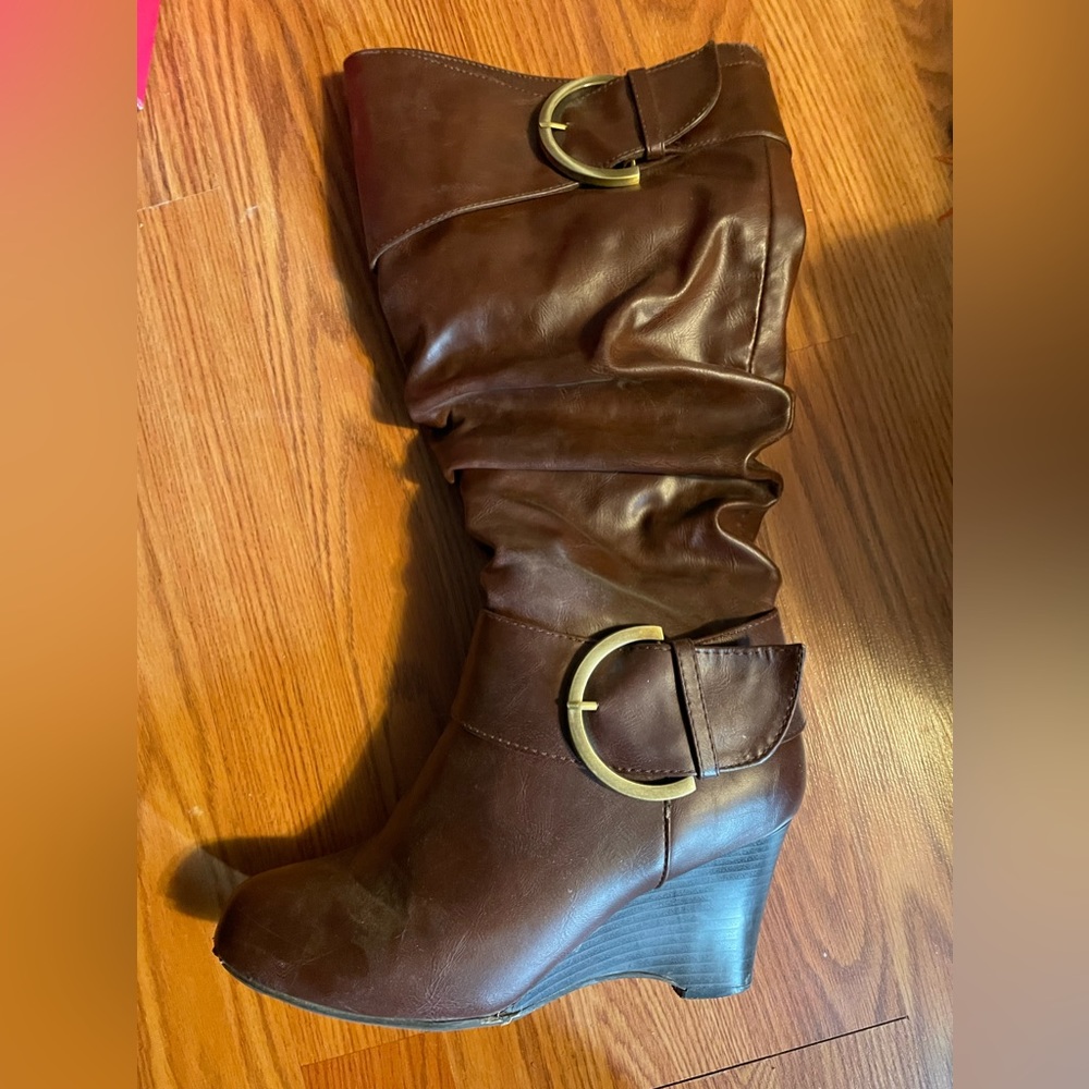 Knee high wedge heels